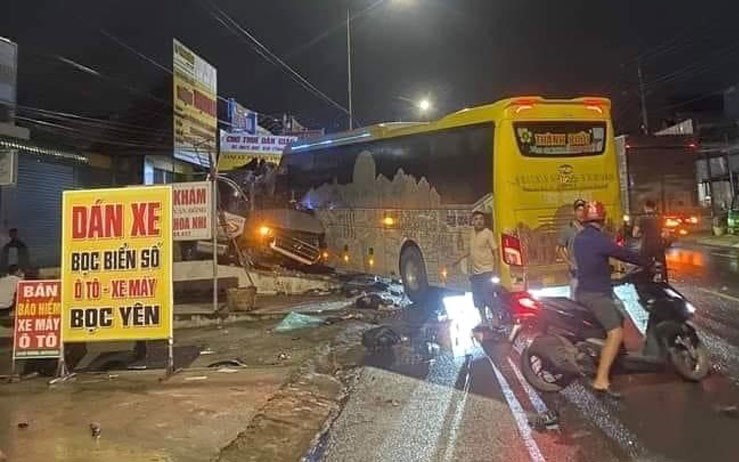 Tin tức tai nạn giao th&ocirc;ng mới nhất ng&agrave;y h&ocirc;m nay 1/10/2023