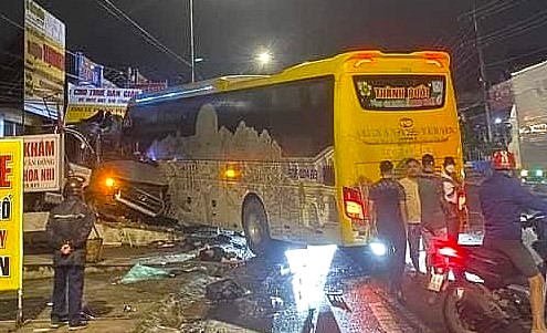 Kiểm tra hoạt động kinh doanh vận tải đối với nhà xe Thành Bưởi - Ảnh 1. Kiểm tra hoạt động kinh doanh vận tải đối với nhà xe Thành Bưởi - Ảnh 1.