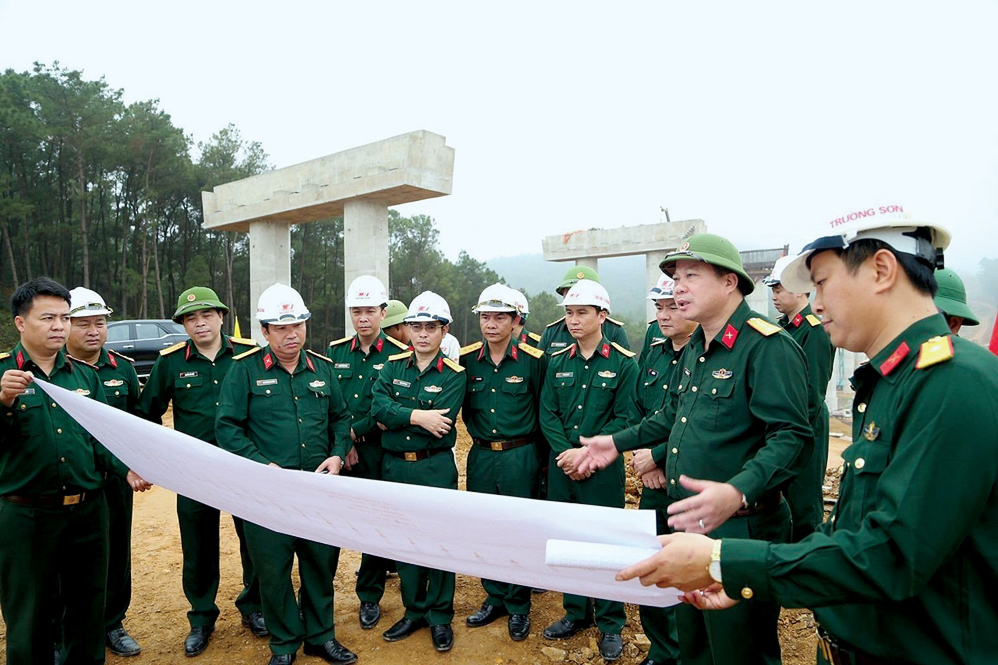 photo-1696927886683
