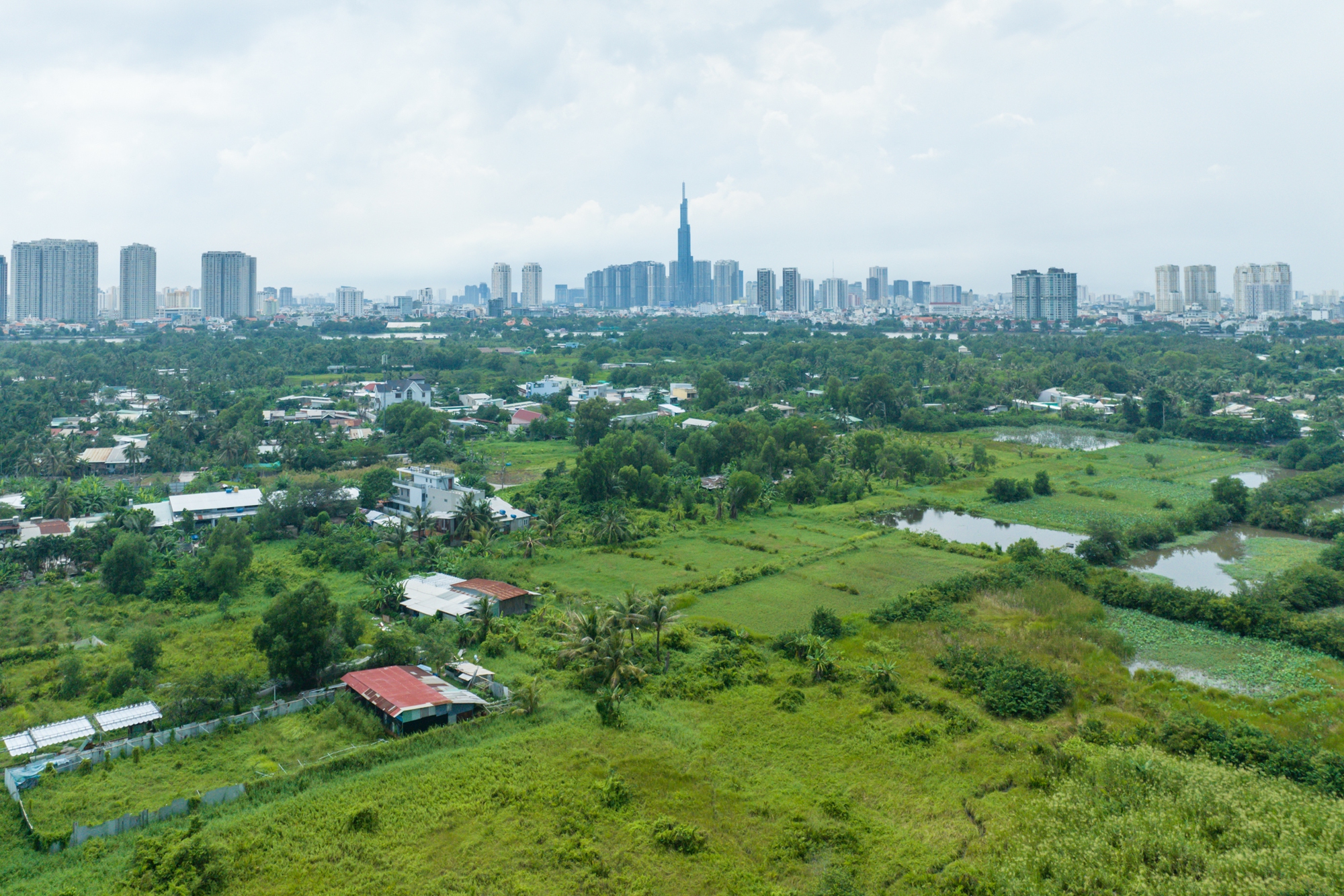 Cận cảnh b&aacute;n đảo ở TP.HCM c&oacute; duy nhất một tuyến đường kết nối - Ảnh 5.