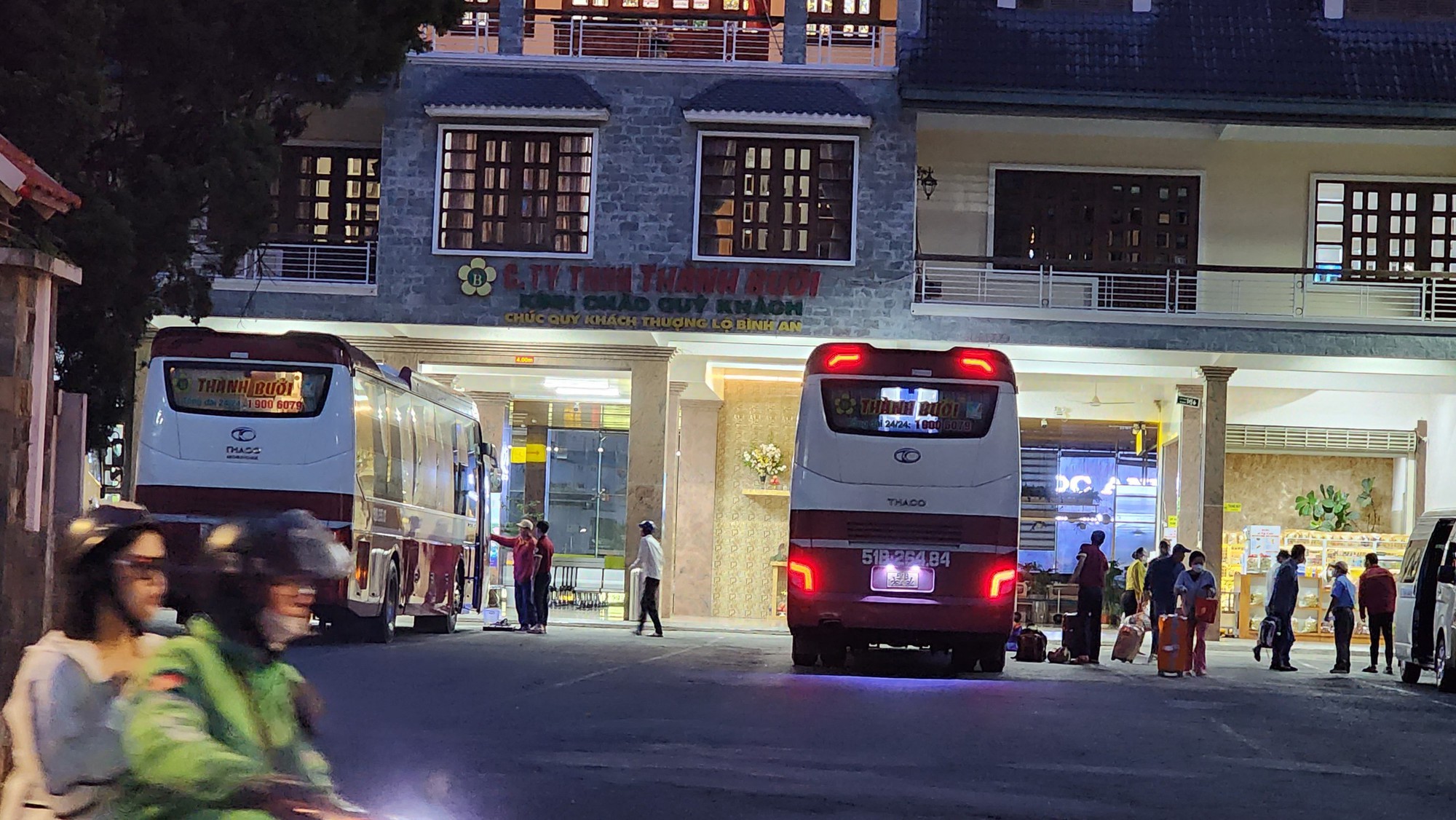 B&agrave;i cuối: C&aacute;ch n&agrave;o xử l&yacute; tận gốc vi phạm xe Th&agrave;nh Bưởi? - Ảnh 4.