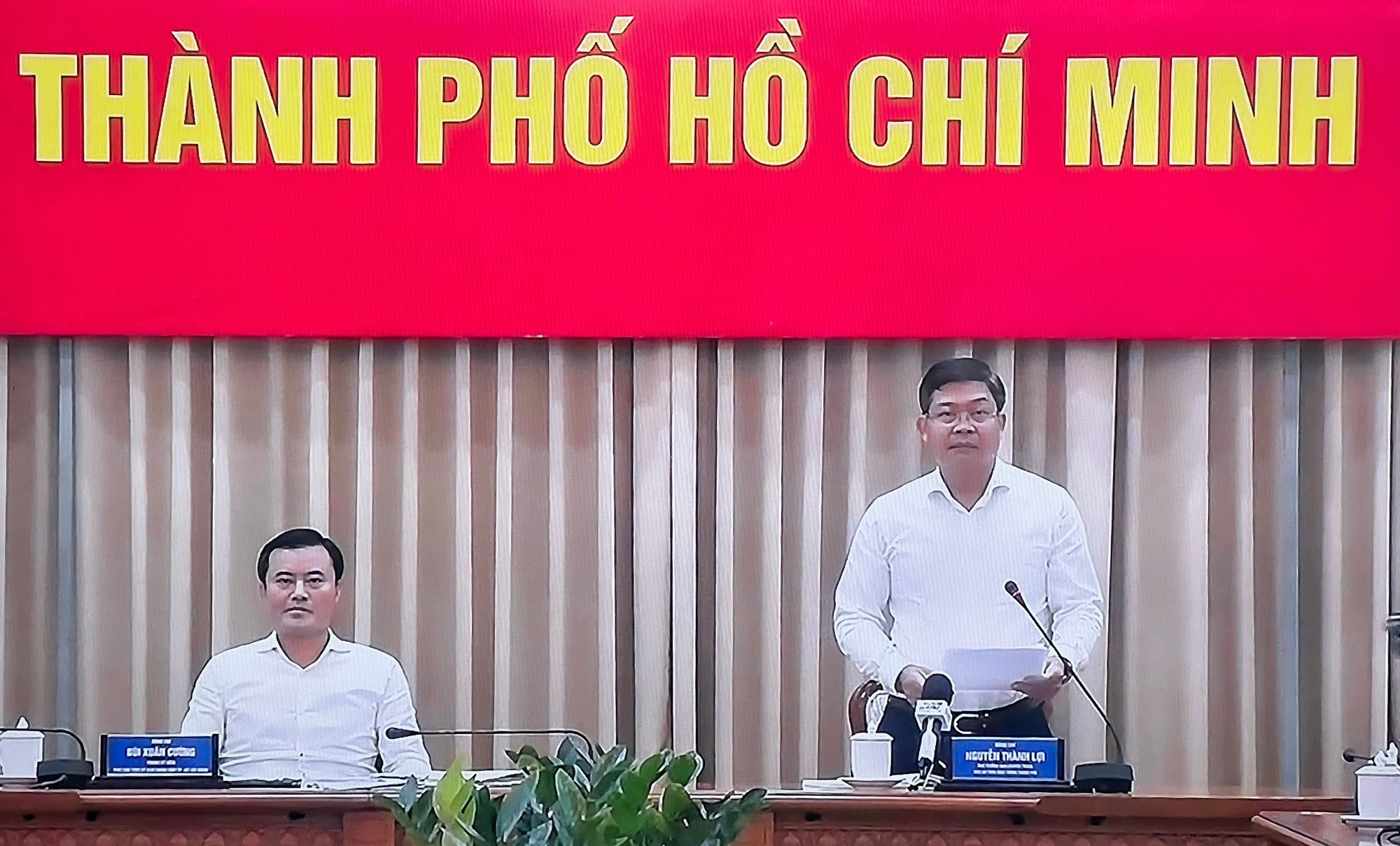 TP. HCM: Xử phạt hơn 10 nghìn xe kinh doanh vận tải vi phạm trong 9 tháng - Ảnh 1. TP. HCM: Xử phạt hơn 10 nghìn xe kinh doanh vận tải vi phạm trong 9 tháng - Ảnh 1.