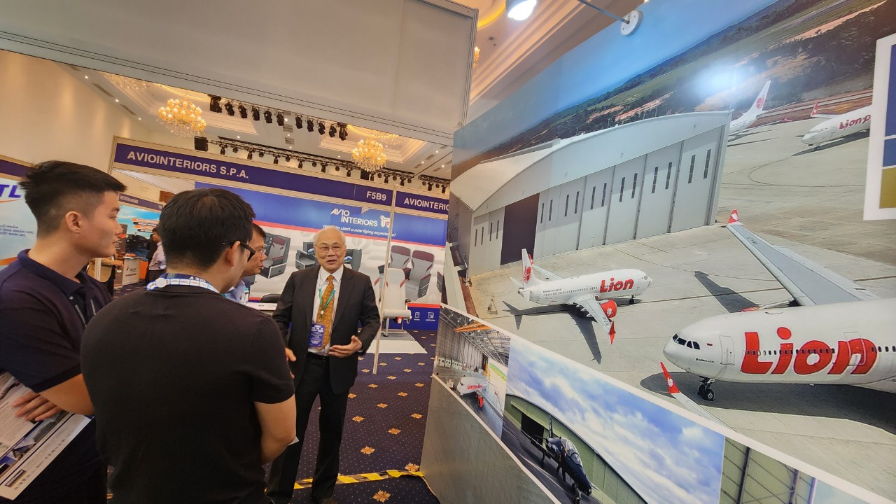 Triển l&atilde;m quốc tế H&agrave;ng kh&ocirc;ng Việt Nam - VIAE 2023 tương lai th&aacute;ch thức, giải ph&aacute;p - Ảnh 2.