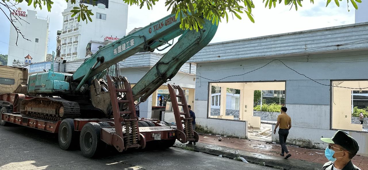 TP Hạ Long được g&igrave; sau khi quyết liệt triển khai chấn chỉnh trật tự đ&ocirc; thị? - Ảnh 4.
