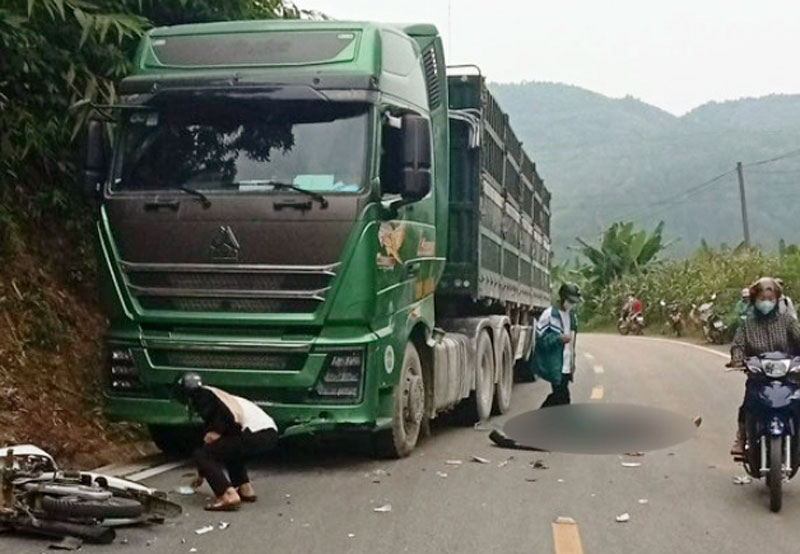 Tin tức tai nạn giao thông mới nhất ngày hôm nay 13/10/2023 - Ảnh 3. Tin tức tai nạn giao thông mới nhất ngày hôm nay 13/10/2023 - Ảnh 3.