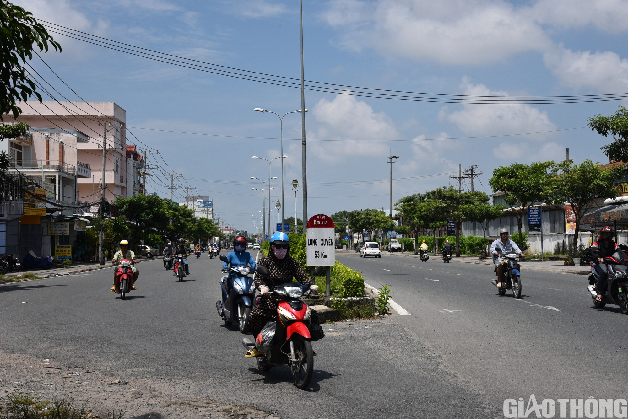 Cận cảnh 7km quốc lộ 91 ở Cần Thơ đang chờ mở rộng - Ảnh 9.