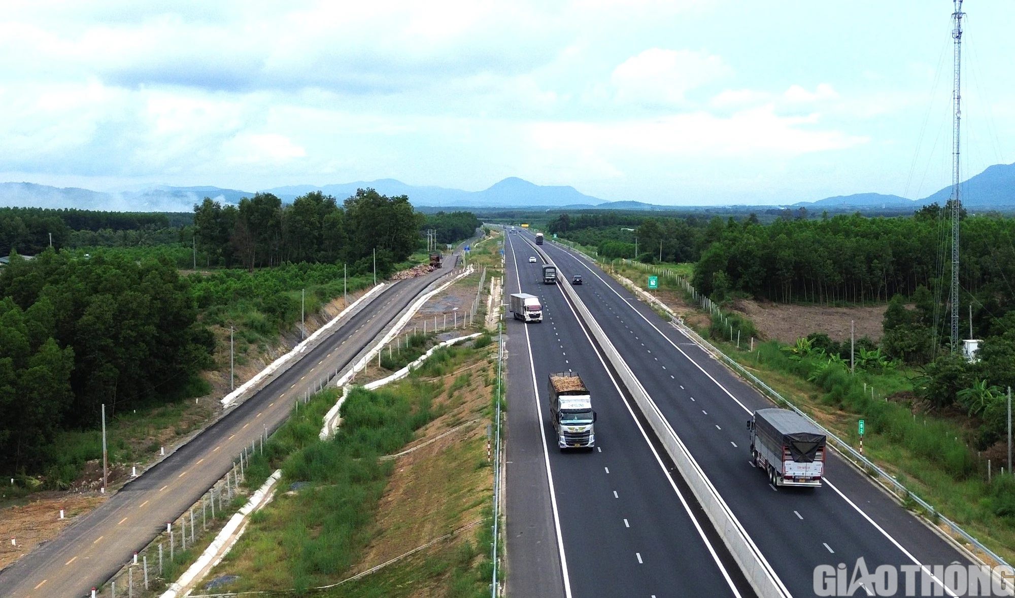 Diện mạo mới tr&ecirc;n cao tốc Phan Thiết - Dầu Gi&acirc;y - Ảnh 8.