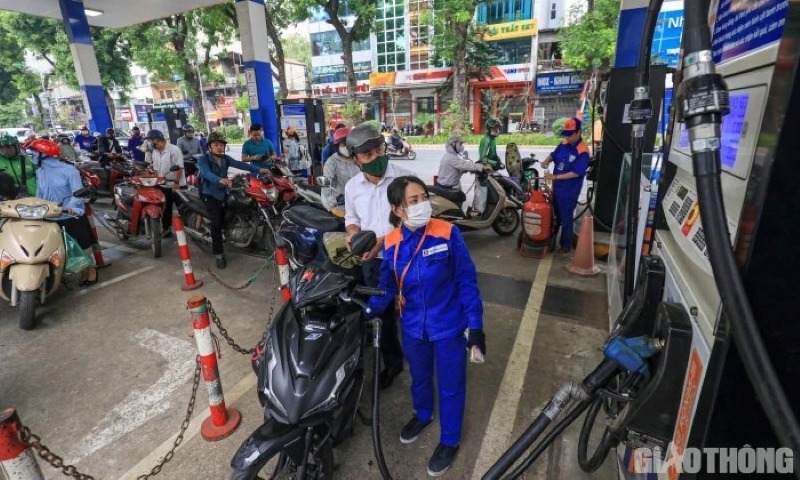 Những l&yacute; do ở lọc dầu Nghi Sơn khiến xăng dầu thiếu hụt - Ảnh 2.