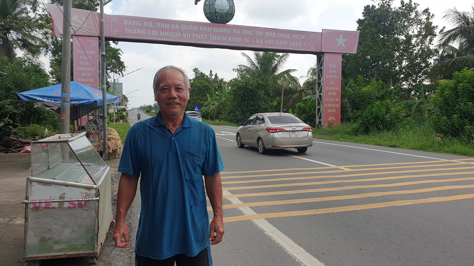 Đắp bờ ngăn lũ, mở đường tới v&ugrave;ng T&acirc;y s&ocirc;ng Hậu - Ảnh 3.