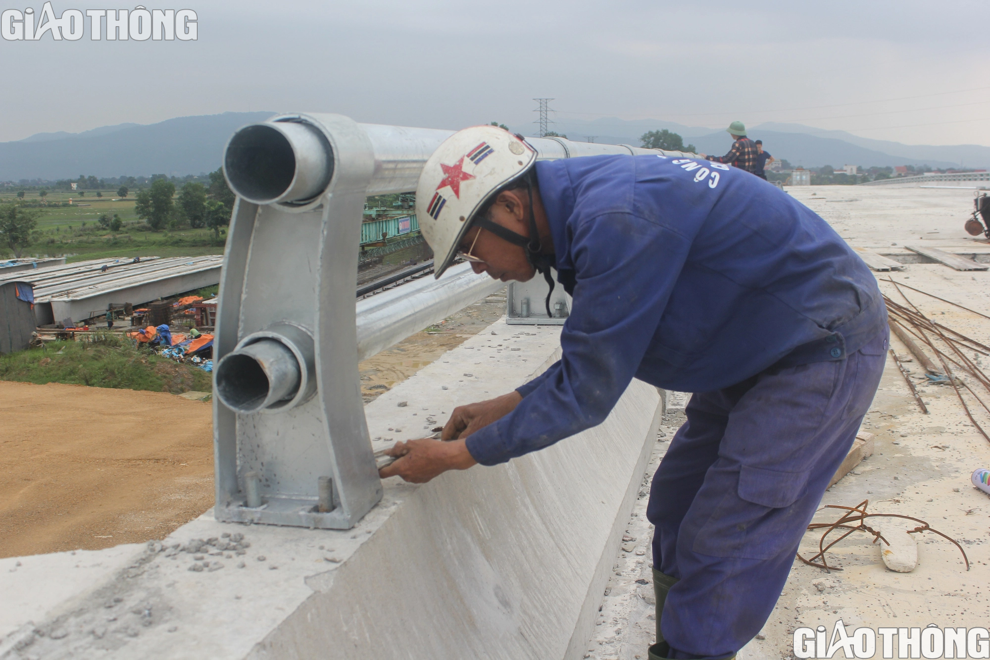 Thi c&ocirc;ng cao tốc Bắc Nam m&ugrave;a mưa lũ ở H&agrave; Tĩnh được triển khai như thế n&agrave;o? - Ảnh 2.