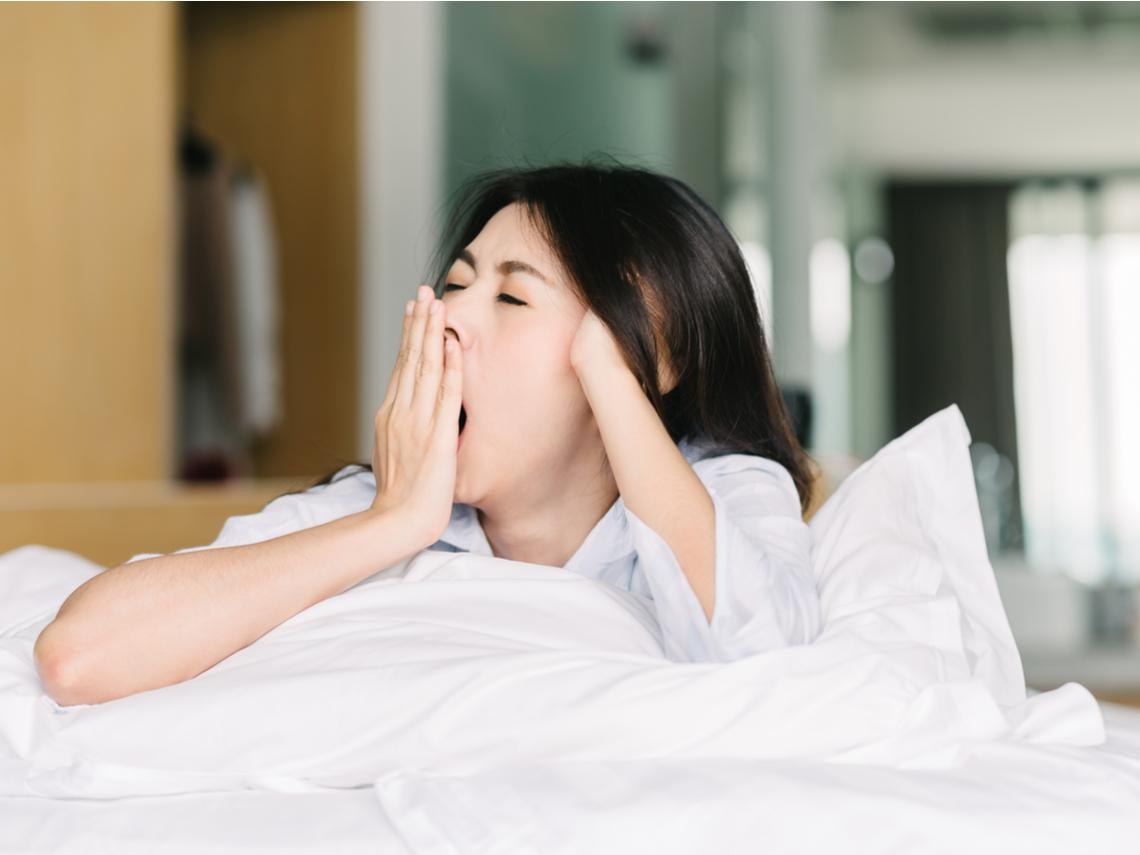 Cổ nh&acirc;n dạy &ldquo;đ&ecirc;m kh&ocirc;ng chải t&oacute;c, s&aacute;ng kh&ocirc;ng kể giấc mơ&rdquo;: Đ&uacute;ng hay sai? - Ảnh 2.