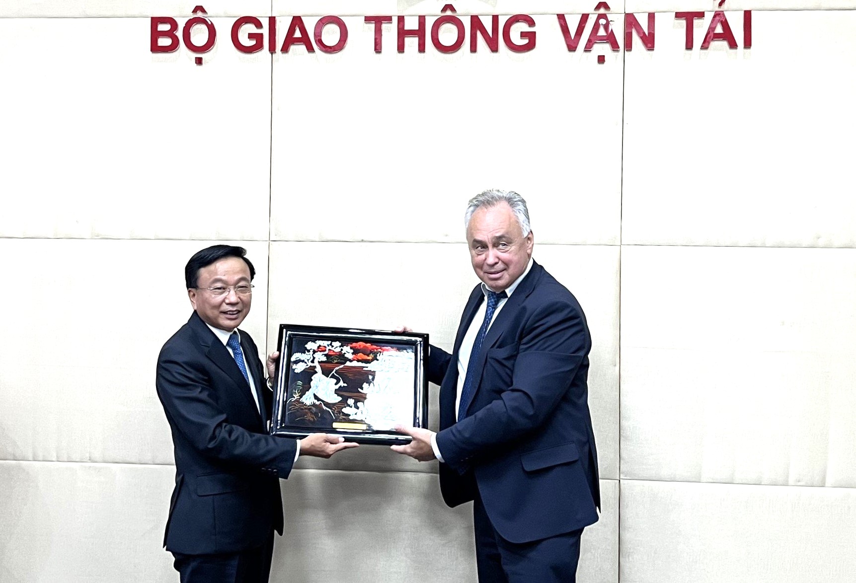 Bộ GTVT Nga quan t&acirc;m c&aacute;c dự &aacute;n hiện đại h&oacute;a hạ tầng giao th&ocirc;ng Việt Nam - Ảnh 2.