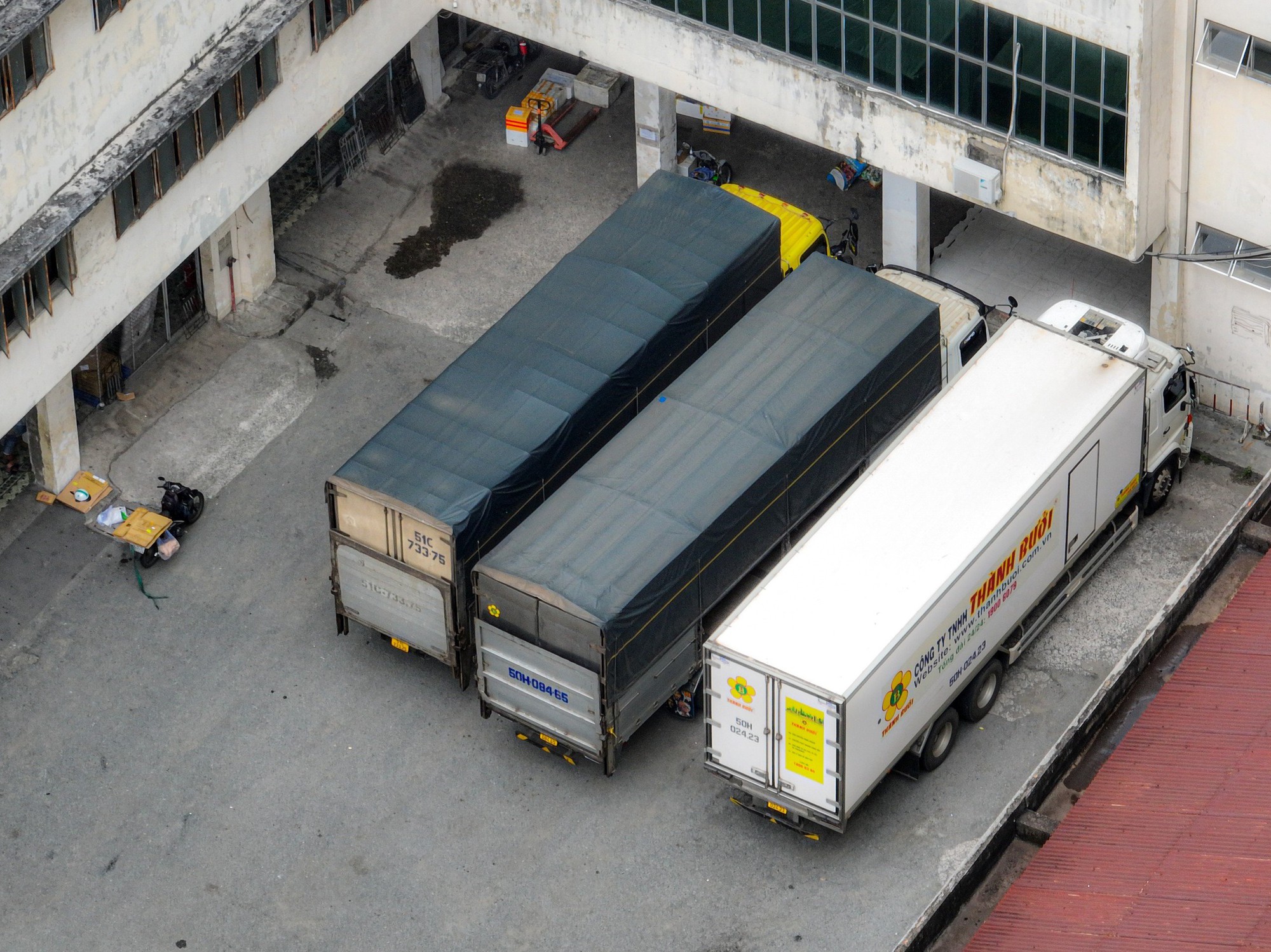  TP.HCM sẽ cưỡng chế thu hồi đất v&agrave;ng Th&agrave;nh Bưởi d&ugrave;ng l&agrave;m bến lậu - Ảnh 3.