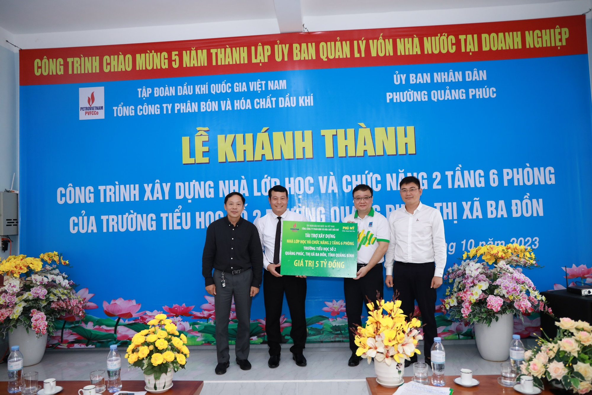 Kh&aacute;nh th&agrave;nh nh&agrave; lớp học, chức năng trường Tiểu học số 2 Ba Đồn, Quảng B&igrave;nh - Ảnh 2.