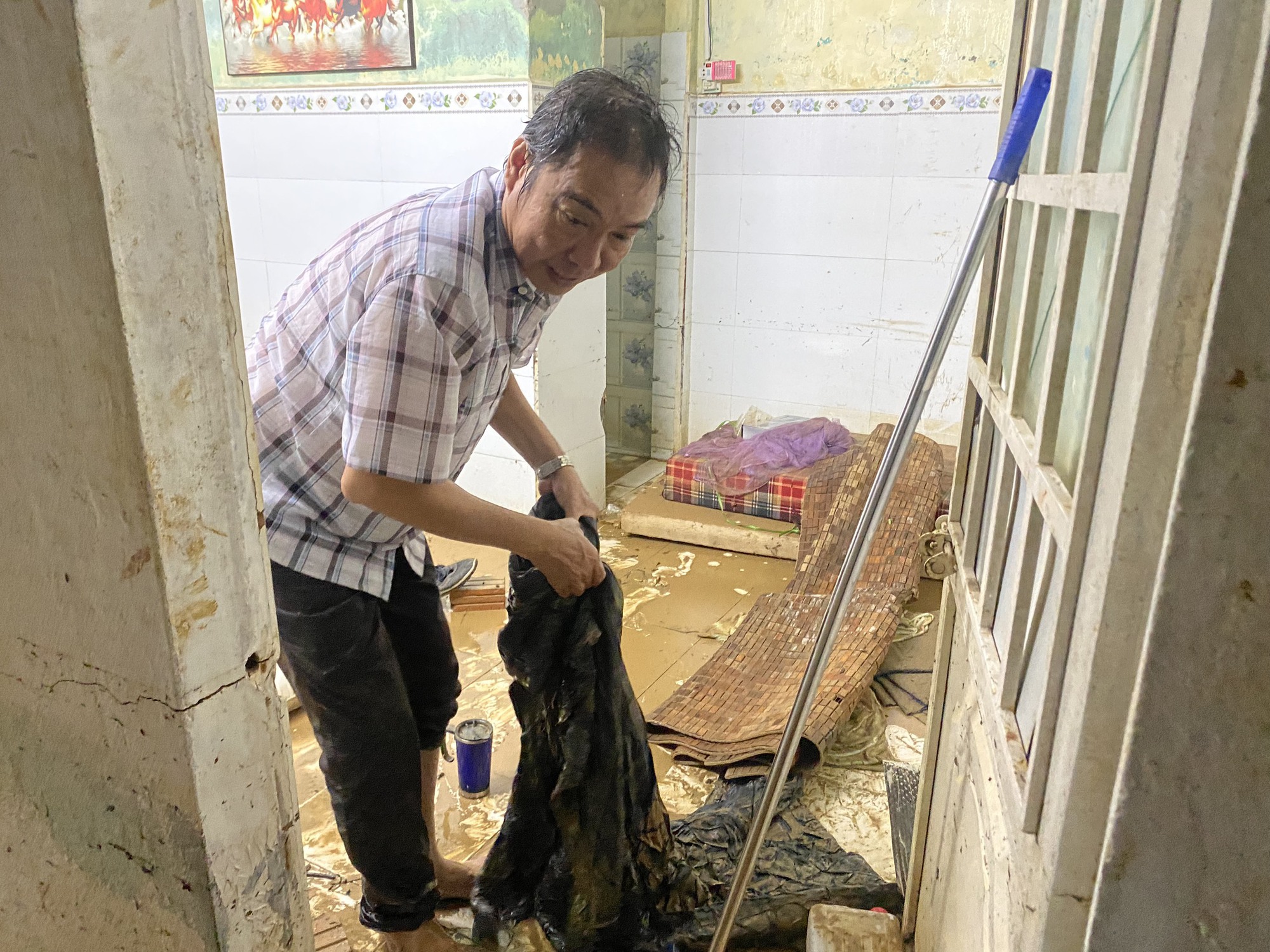 Đ&agrave; Nẵng: D&acirc;n ng&aacute;n ngẩm v&igrave; cứ mưa to l&agrave; chạy lụt - Ảnh 5.