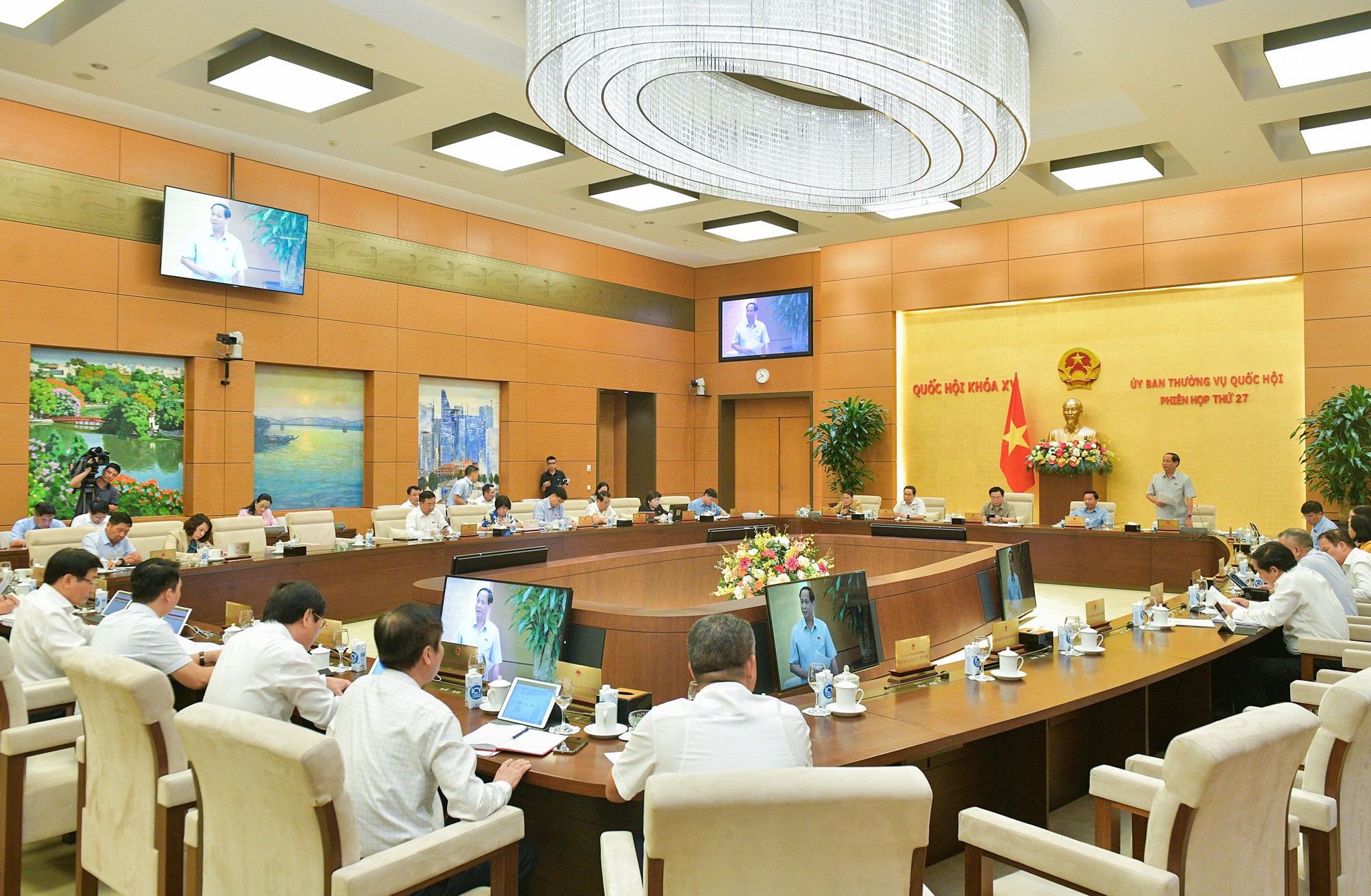 Tr&igrave;nh Quốc hội bổ sung hơn 2.508 tỷ đồng chi thường xuy&ecirc;n - Ảnh 1.