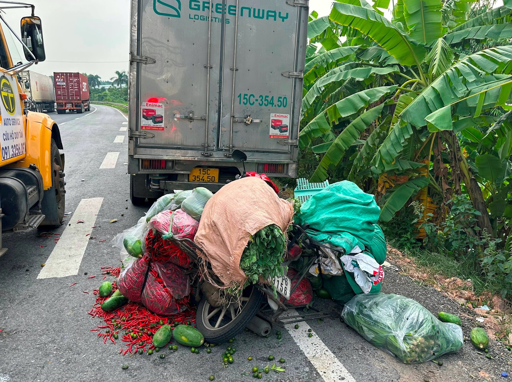 Hải Dương: Một phụ nữ tử vong sau khi đ&acirc;m v&agrave;o xe &ocirc; t&ocirc; đang đỗ - Ảnh 1.