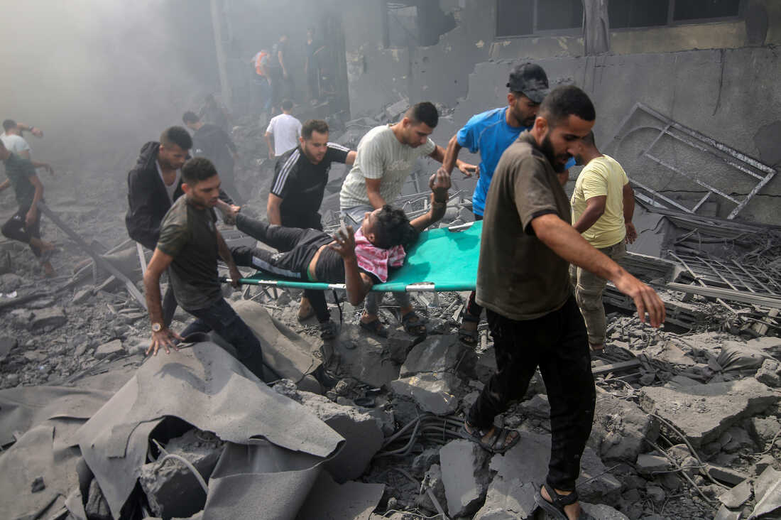 Thảm khốc bệnh viện Gaza bị tấn c&ocirc;ng, B&aacute;c sĩ Kh&ocirc;ng bi&ecirc;n giới: &lsquo;Ch&uacute;ng t&ocirc;i kiệt sức&rsquo; - Ảnh 1.