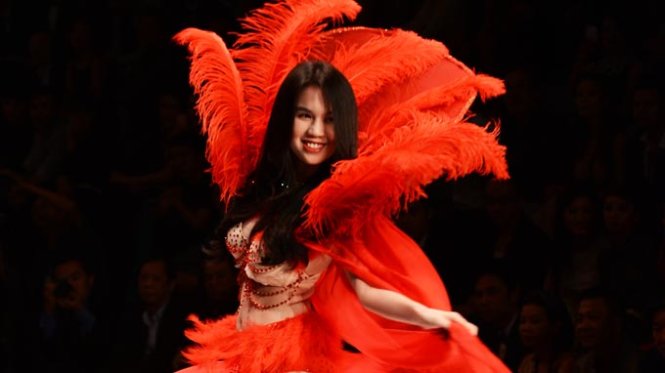 Ngọc Trinh từng bị phạt tiền, bị tước danh hiệu n&agrave;o trước khi bị bắt tạm giam - Ảnh 4.