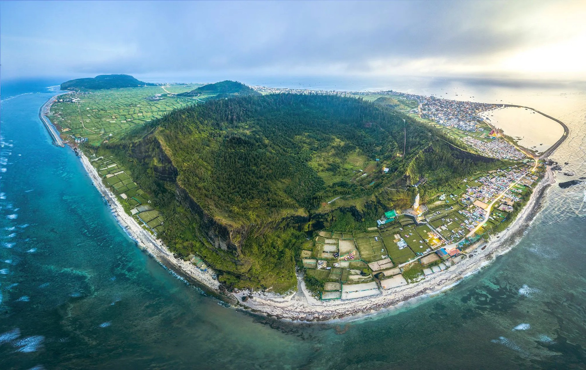 Quảng Ng&atilde;i muốn x&acirc;y dựng hạ tầng giao th&ocirc;ng ở L&yacute; Sơn kh&ocirc;ng thiếu loại h&igrave;nh vận tải n&agrave;o - Ảnh 3.