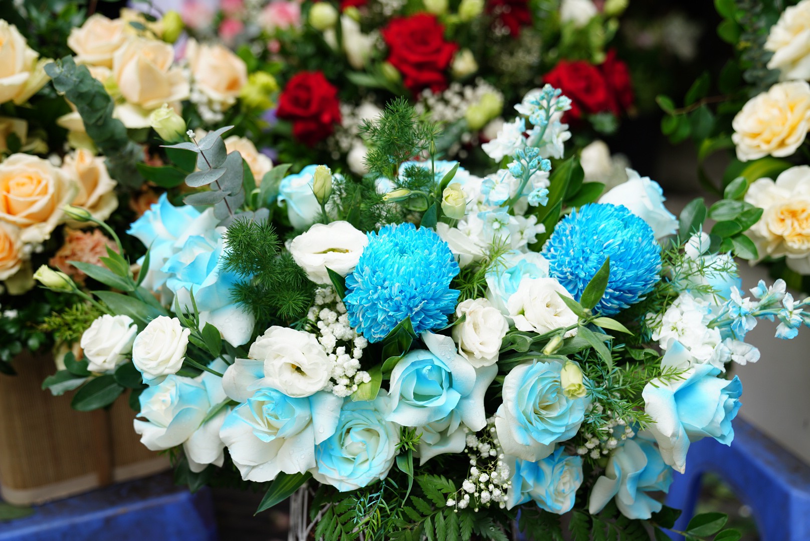 Hoa tươi rớt giá, hoa "không héo" nườm nượp khách chốt đơn - Ảnh 6. Hoa tươi rớt giá, hoa "không héo" nườm nượp khách chốt đơn - Ảnh 6.