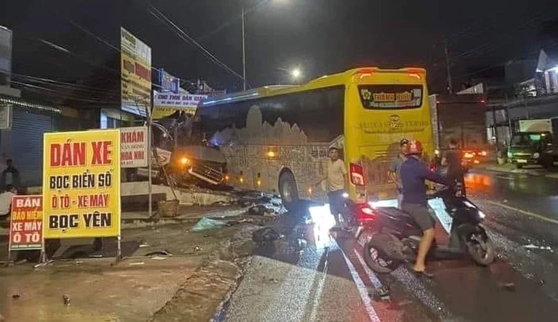 TP.HCM sớm kiểm tra hoạt động kinh doanh nhà xe Thành Bưởi - Ảnh 1. TP.HCM sớm kiểm tra hoạt động kinh doanh nhà xe Thành Bưởi - Ảnh 1.