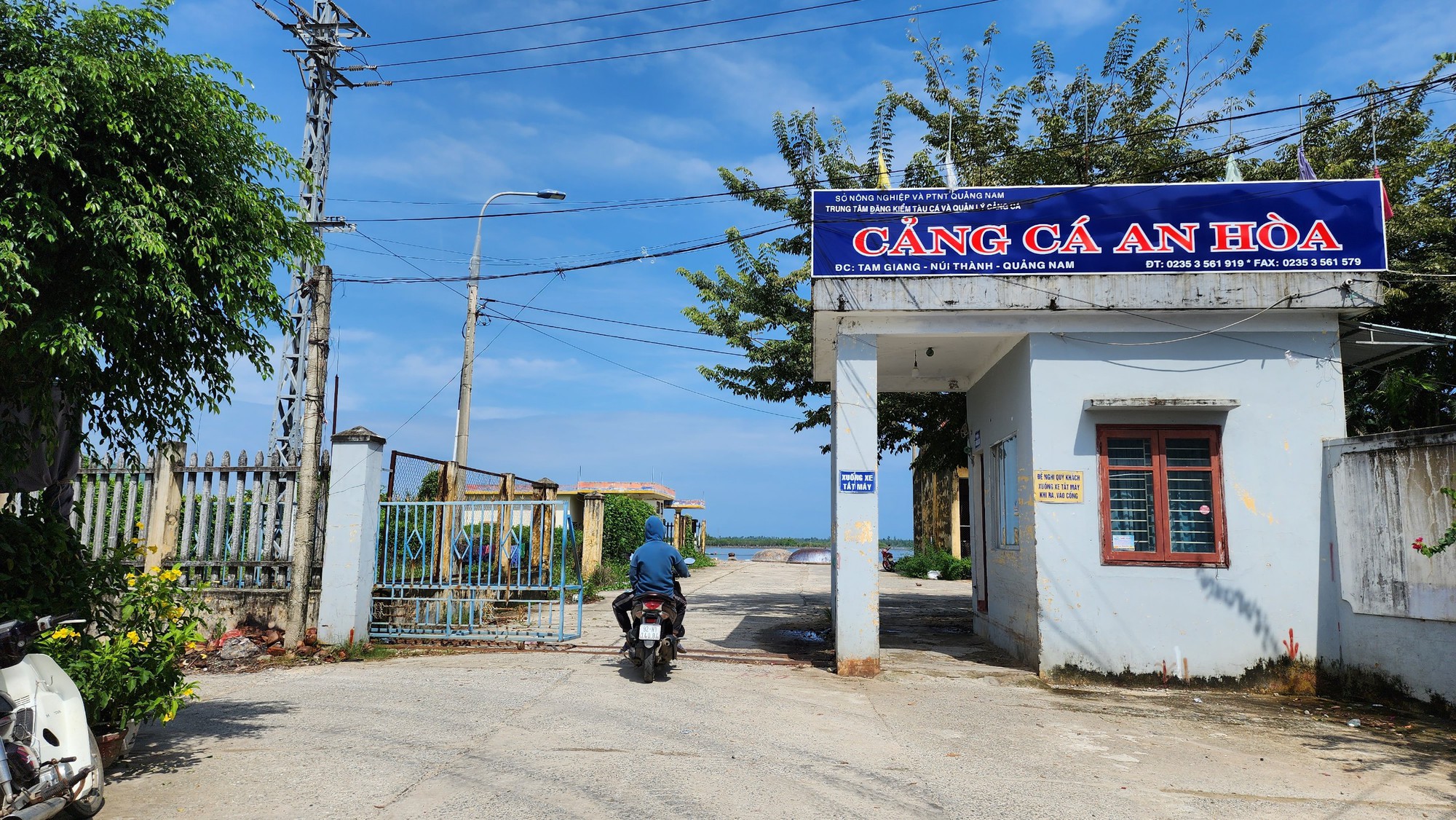 Chuyến t&agrave;u cuối   - Ảnh 1.