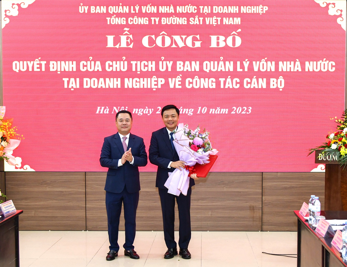 Tổng c&ocirc;ng ty Đường sắt bổ nhiệm hai nh&acirc;n sự cấp cao ban điều h&agrave;nh - Ảnh 1.