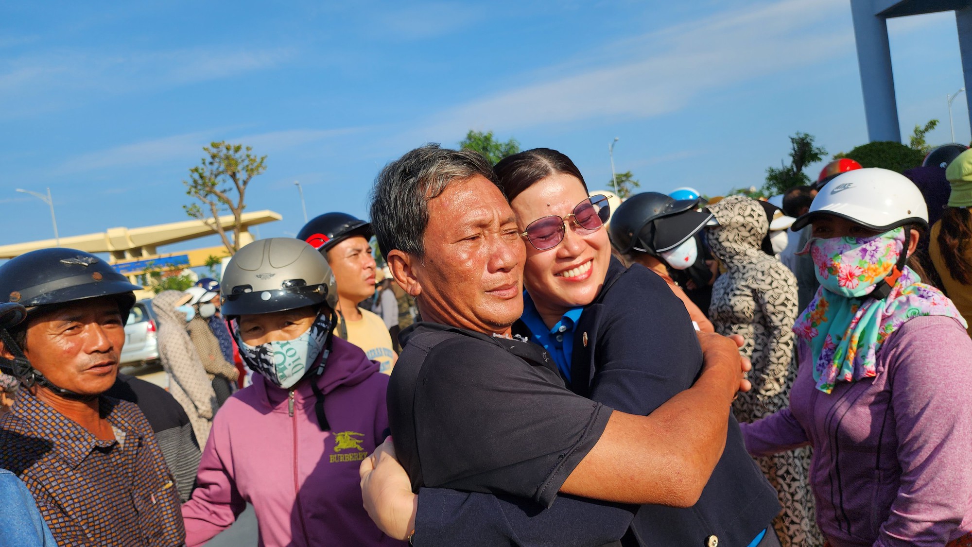 Vụ ch&igrave;m t&agrave;u Quảng Ng&atilde;i: Tho&aacute;t chết trước cửa tử - Ảnh 5.