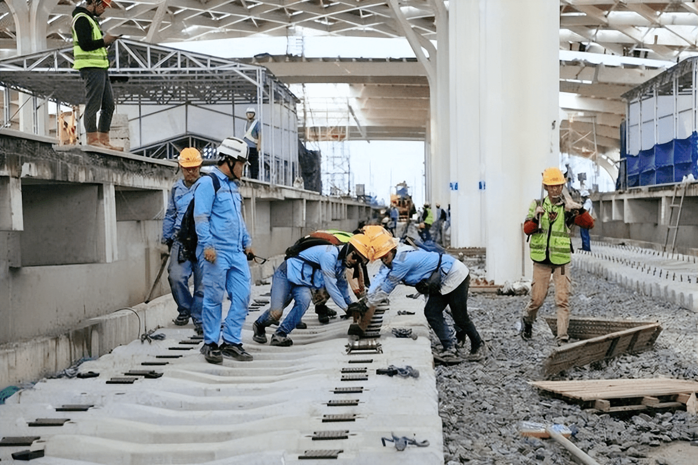 "Nước Đ&ocirc;ng Nam &Aacute; l&agrave;m t&agrave;u cao tốc nhưng lại loại ch&uacute;ng ta" - Người Trung Quốc thắc mắc? - Ảnh 4.