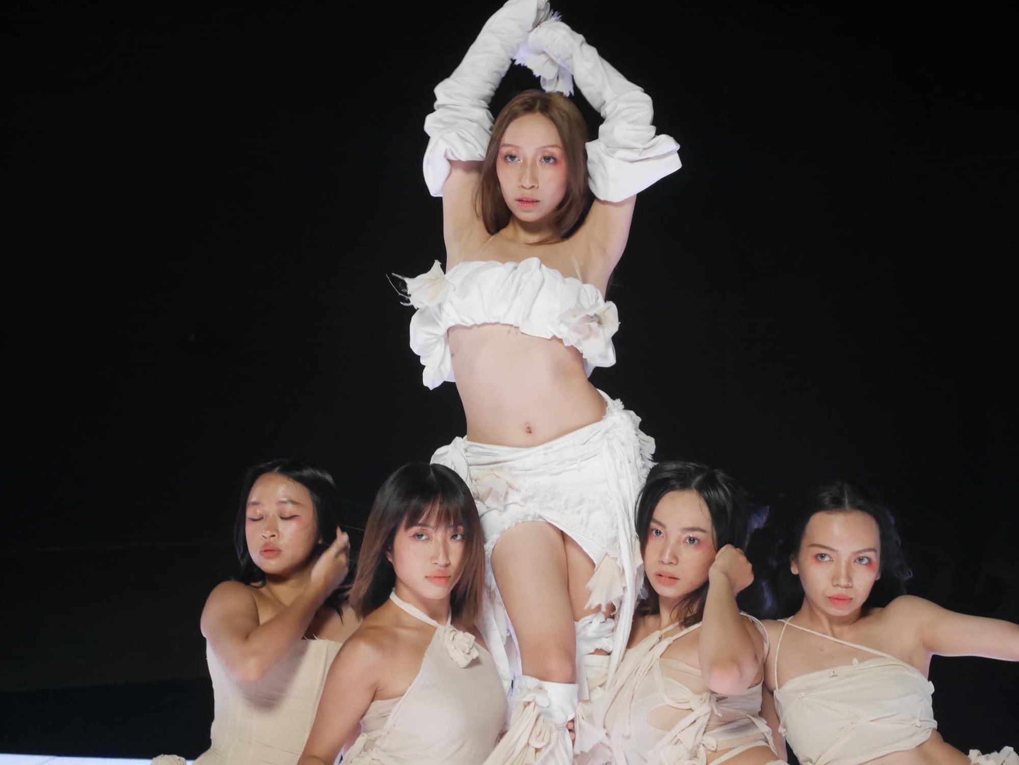 Ca sĩ Mỹ Anh: "M&igrave;nh l&agrave; một người rất kh&oacute; t&iacute;nh v&agrave; lu&ocirc;n muốn mọi thứ thật ho&agrave;n hảo" - Ảnh 1.