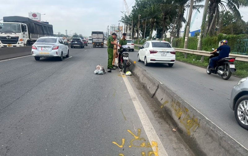 Vị trí nơi xảy ra vụ tai nạn. Vị trí nơi xảy ra vụ tai nạn.