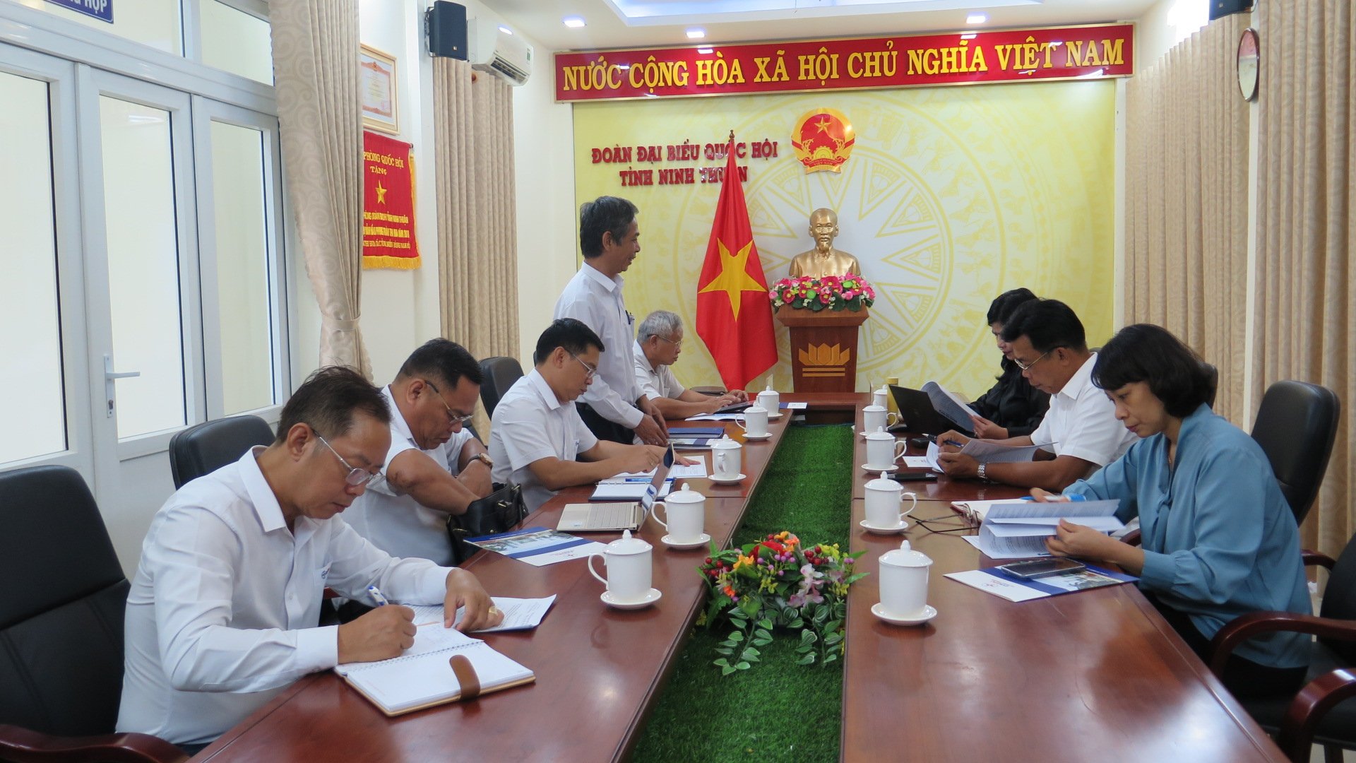 Ng&agrave;nh điện lực ph&iacute;a Nam lắng nghe &yacute; kiến Đại biểu Quốc hội v&agrave; cử tri - Ảnh 3.