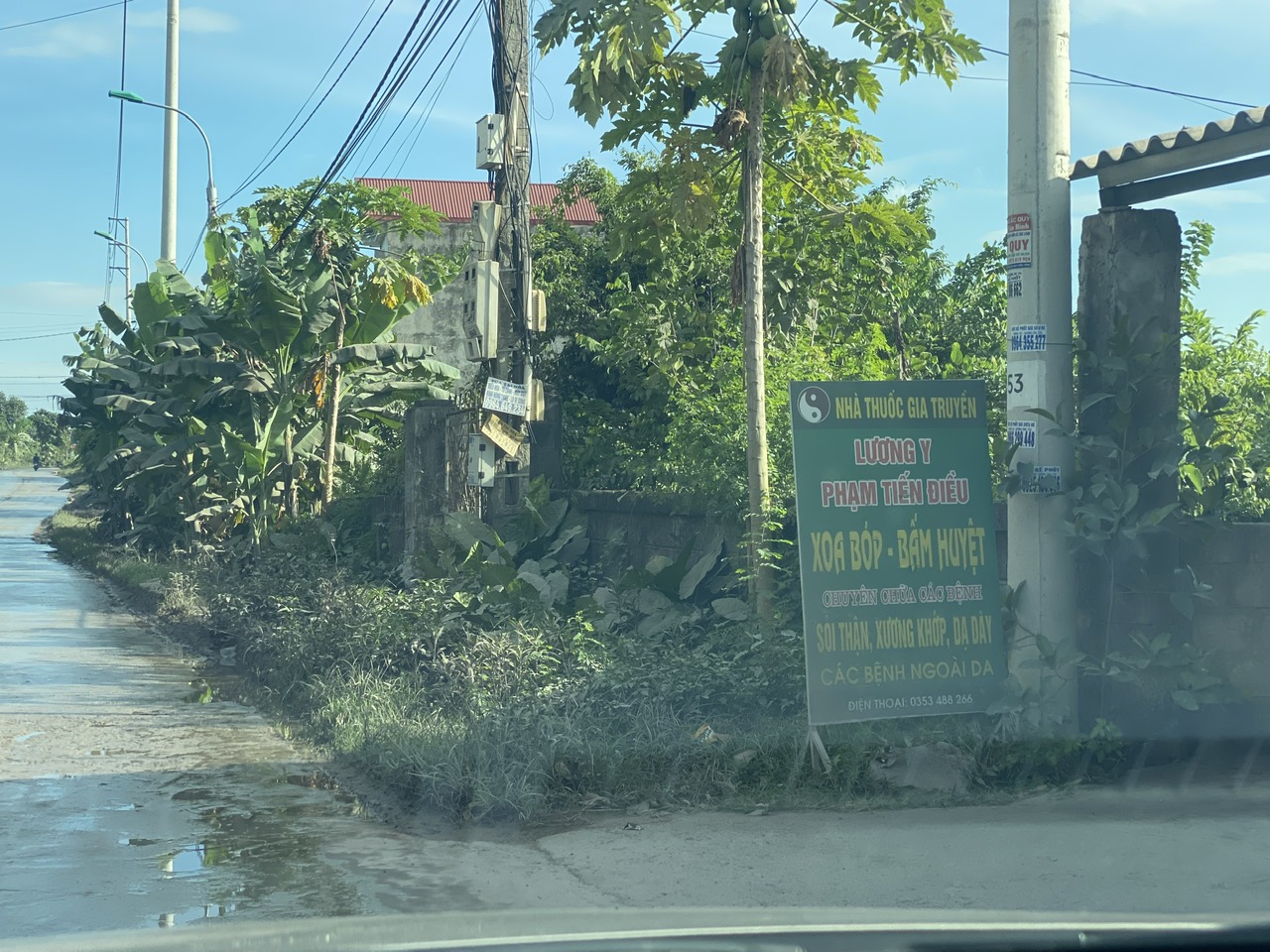 D&acirc;n "than trời" v&igrave; đường lầy, bụi do "binh đo&agrave;n" xe tải chạy rầm rầm ở TX Đ&ocirc;ng Triều - Ảnh 4.