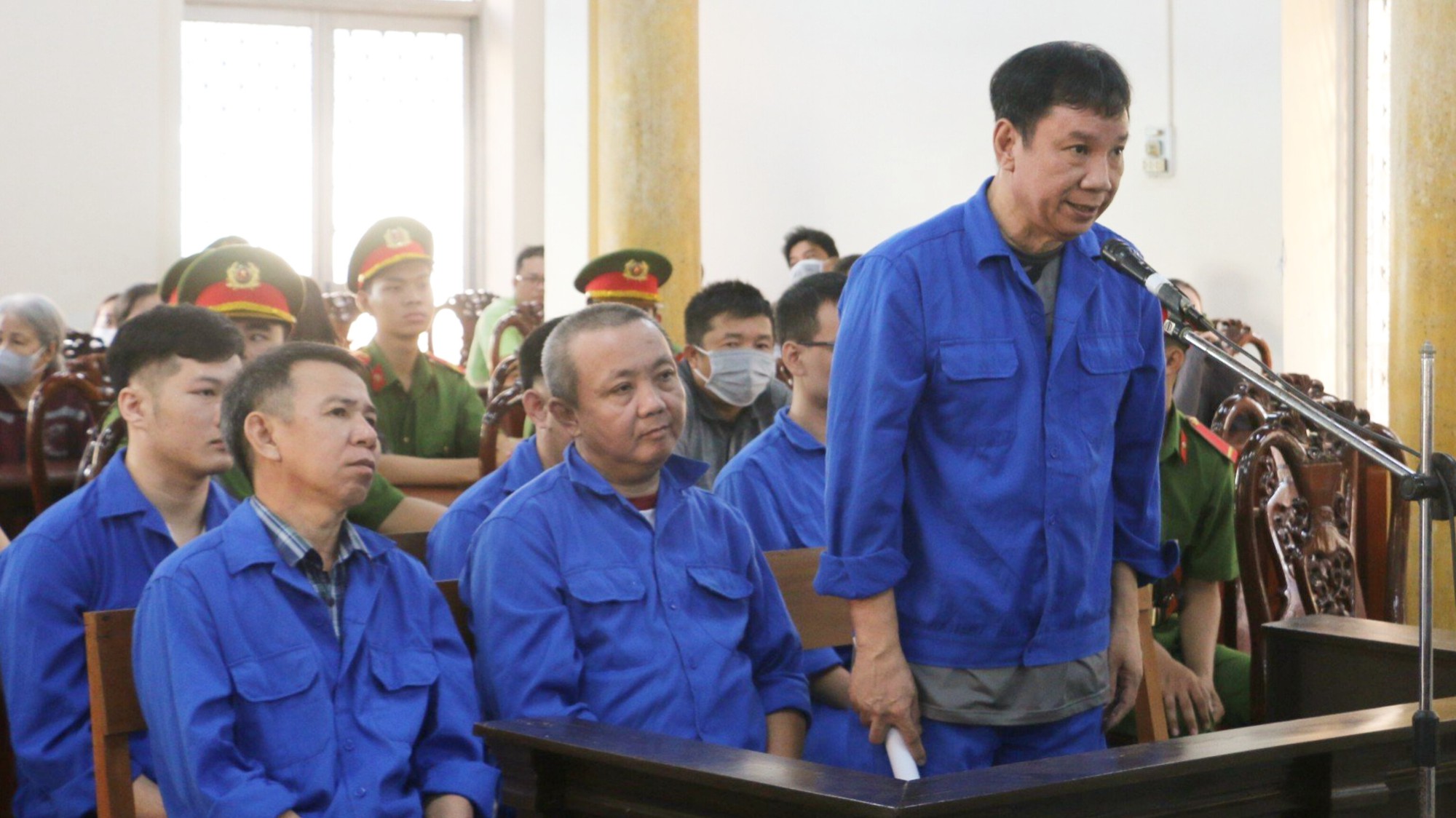 An Giang tiếp tục x&eacute;t xử vụ bu&ocirc;n lậu v&agrave;ng xuy&ecirc;n bi&ecirc;n giới sau vụ Mười Tường - Ảnh 1.