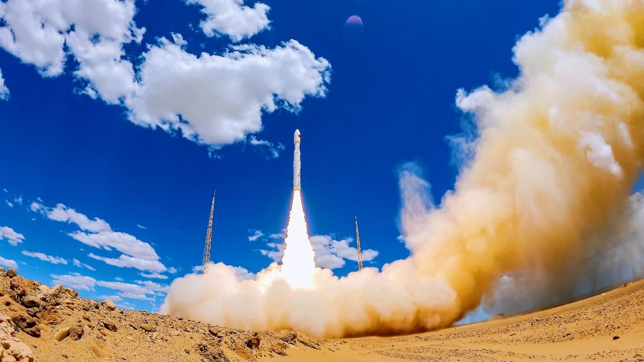 G&atilde; khổng lồ Mỹ kh&ocirc;ng thể cất c&aacute;nh, l&aacute;ng gi&ecirc;ng Việt Nam bứt tốc - Ảnh 2.