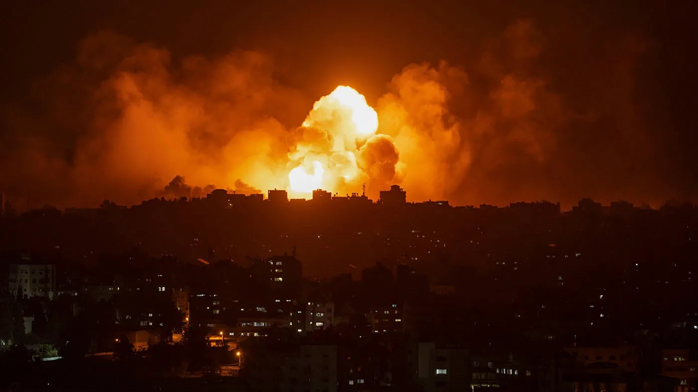 Cất V&ograve;m Sắt trong kho, Israel d&ugrave;ng "Ng&ograve;i Sắt" phản đ&ograve;n Hamas: Vũ kh&iacute; độc lạ n&agrave;y l&agrave; g&igrave;? - Ảnh 2.