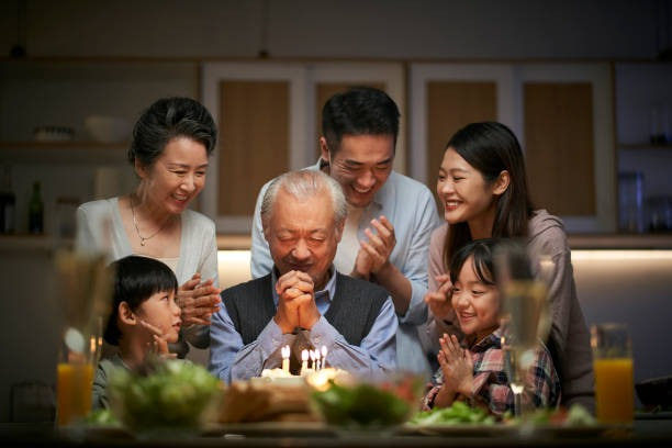Hối hận tuổi U60 của sếp Ho&agrave;ng Nam Tiến: "Gi&aacute; như t&ocirc;i bớt đi một bữa nhậu v&ocirc; bổ" - Ảnh 2.