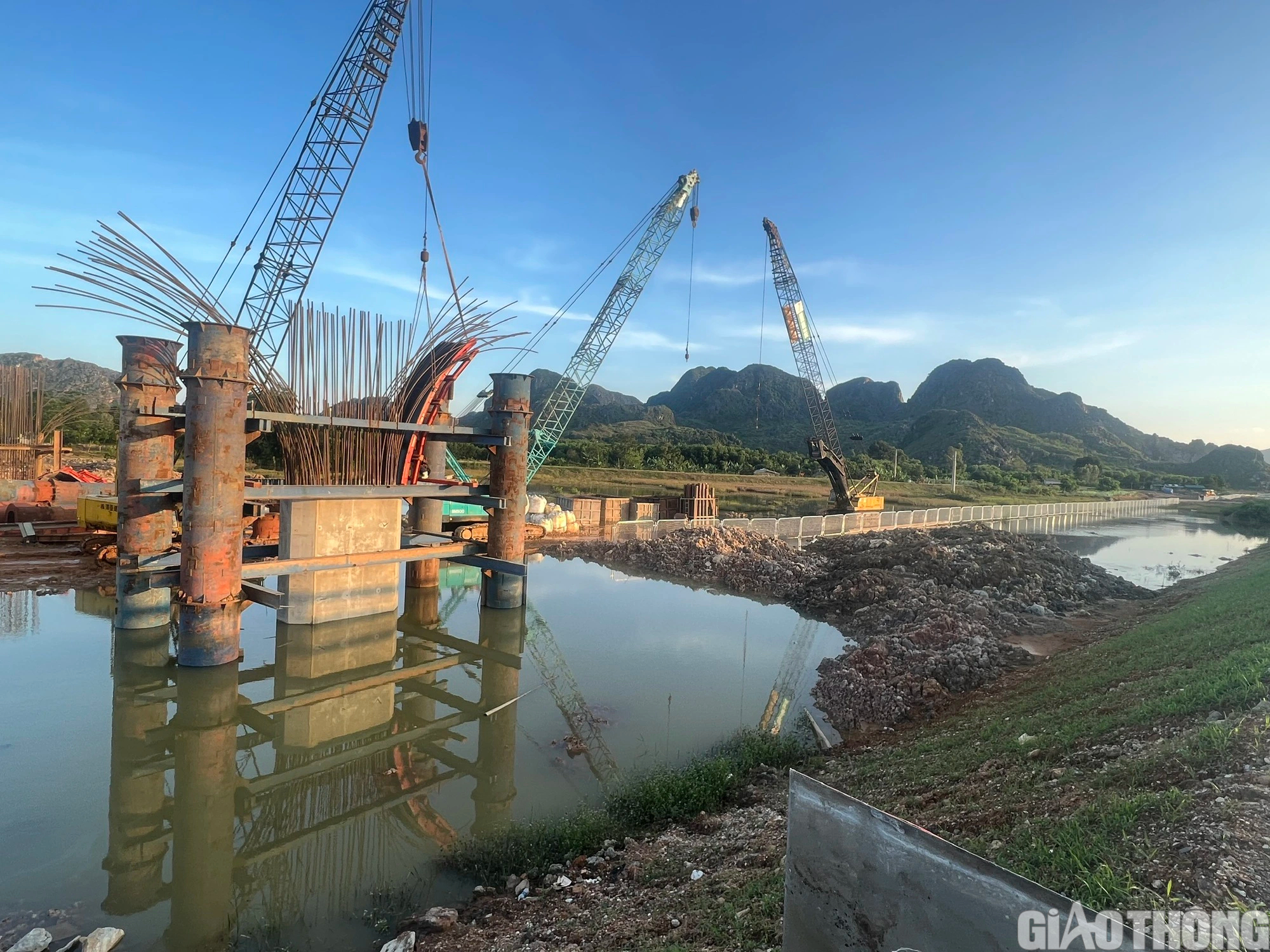 Hai n&uacute;t giao tr&ecirc;n cao tốc Mai Sơn - QL45 chưa thể khai th&aacute;c - Ảnh 6.