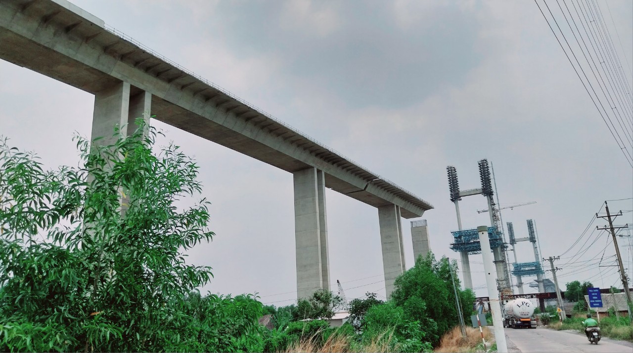 Toàn cảnh cao tốc Bến Lức - Long Thành hồi sinh sau 5 tháng tái khởi động - Ảnh 11. Toàn cảnh cao tốc Bến Lức - Long Thành hồi sinh sau 5 tháng tái khởi động - Ảnh 11.