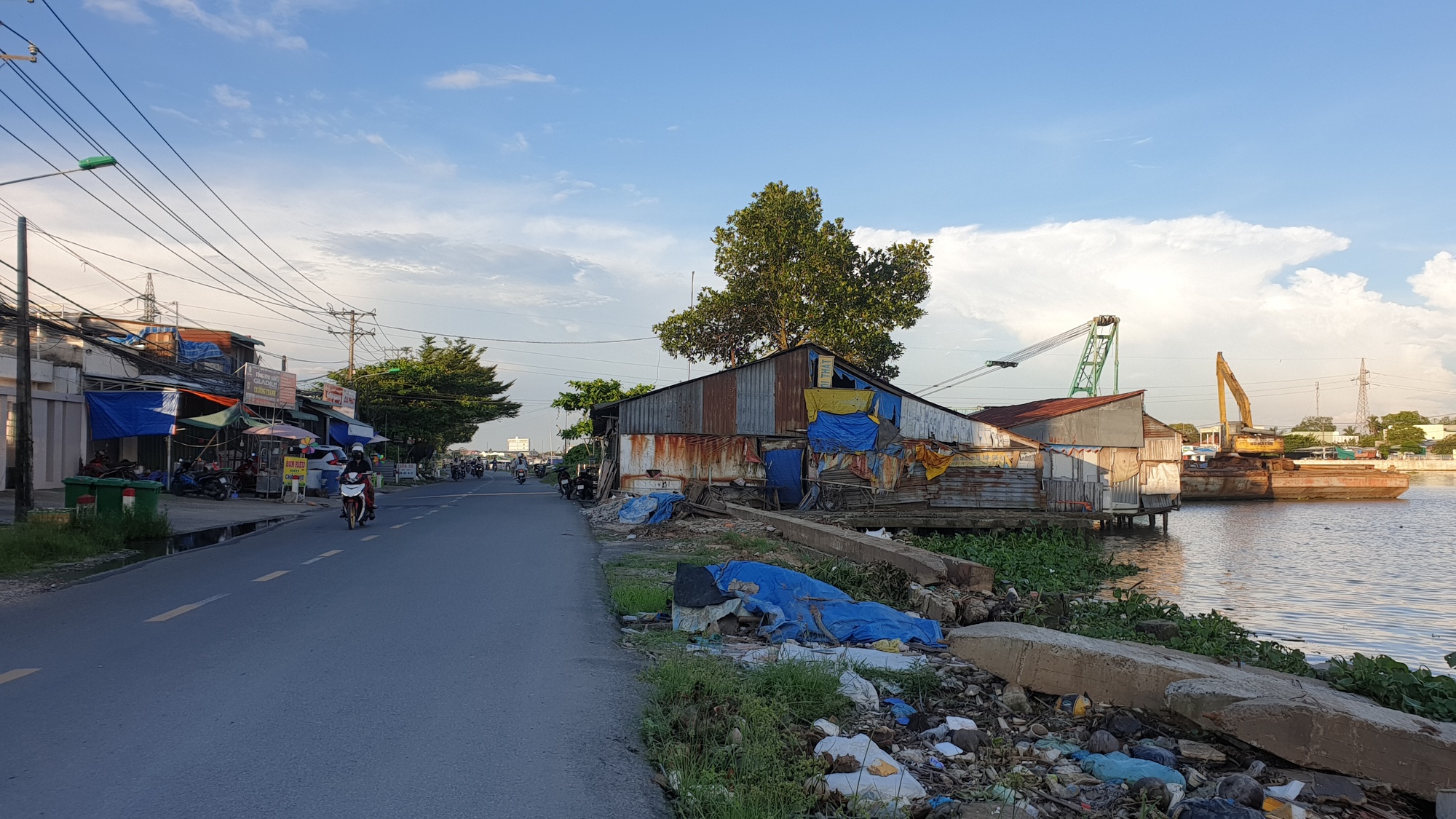 C&ocirc;ng trường k&egrave; s&ocirc;ng Cần Thơ ngổn ngang trước thời hạn c&ograve;n 2 th&aacute;ng để ho&agrave;n th&agrave;nh - Ảnh 3.
