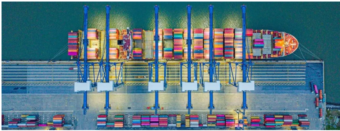 Hơn 75.000 lượt t&agrave;u th&ocirc;ng qua cảng biển trong 9 th&aacute;ng - Ảnh 1.