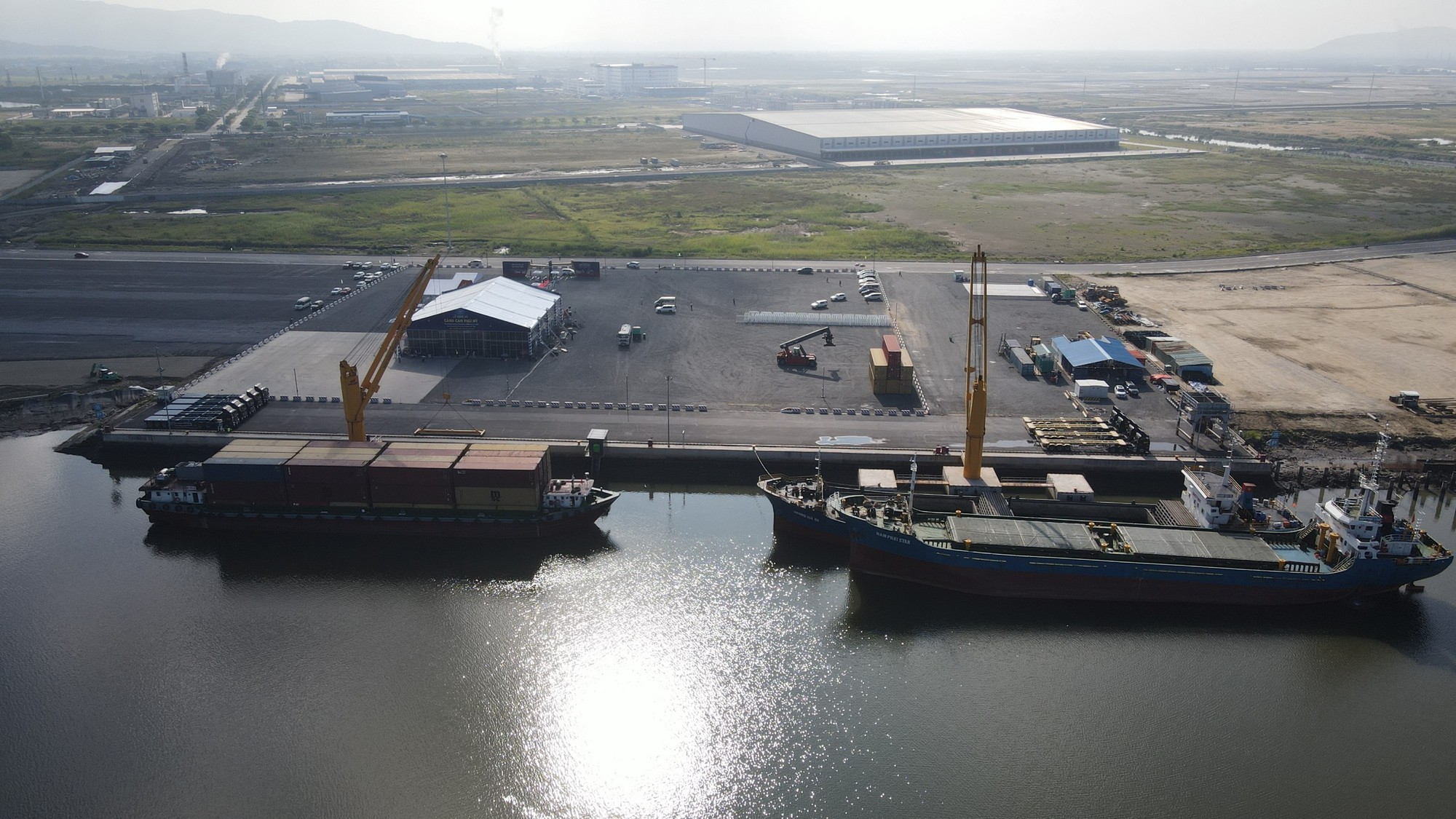 Toàn cảnh cảng cạn đầu tiên của Bà Rịa-Vũng Tàu vừa đưa vào hoạt động - Ảnh 8. Toàn cảnh cảng cạn đầu tiên của Bà Rịa-Vũng Tàu vừa đưa vào hoạt động - Ảnh 8.