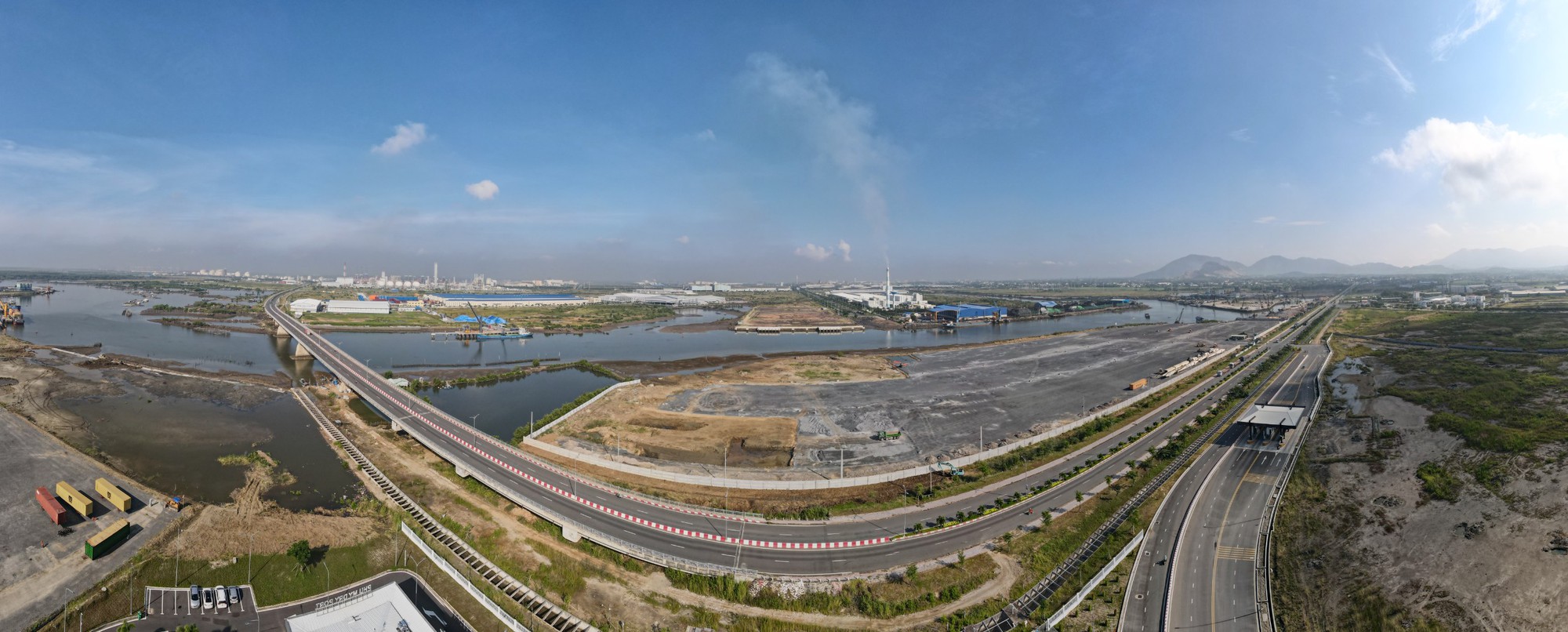 Toàn cảnh cảng cạn đầu tiên của Bà Rịa-Vũng Tàu vừa đưa vào hoạt động - Ảnh 5. Toàn cảnh cảng cạn đầu tiên của Bà Rịa-Vũng Tàu vừa đưa vào hoạt động - Ảnh 5.