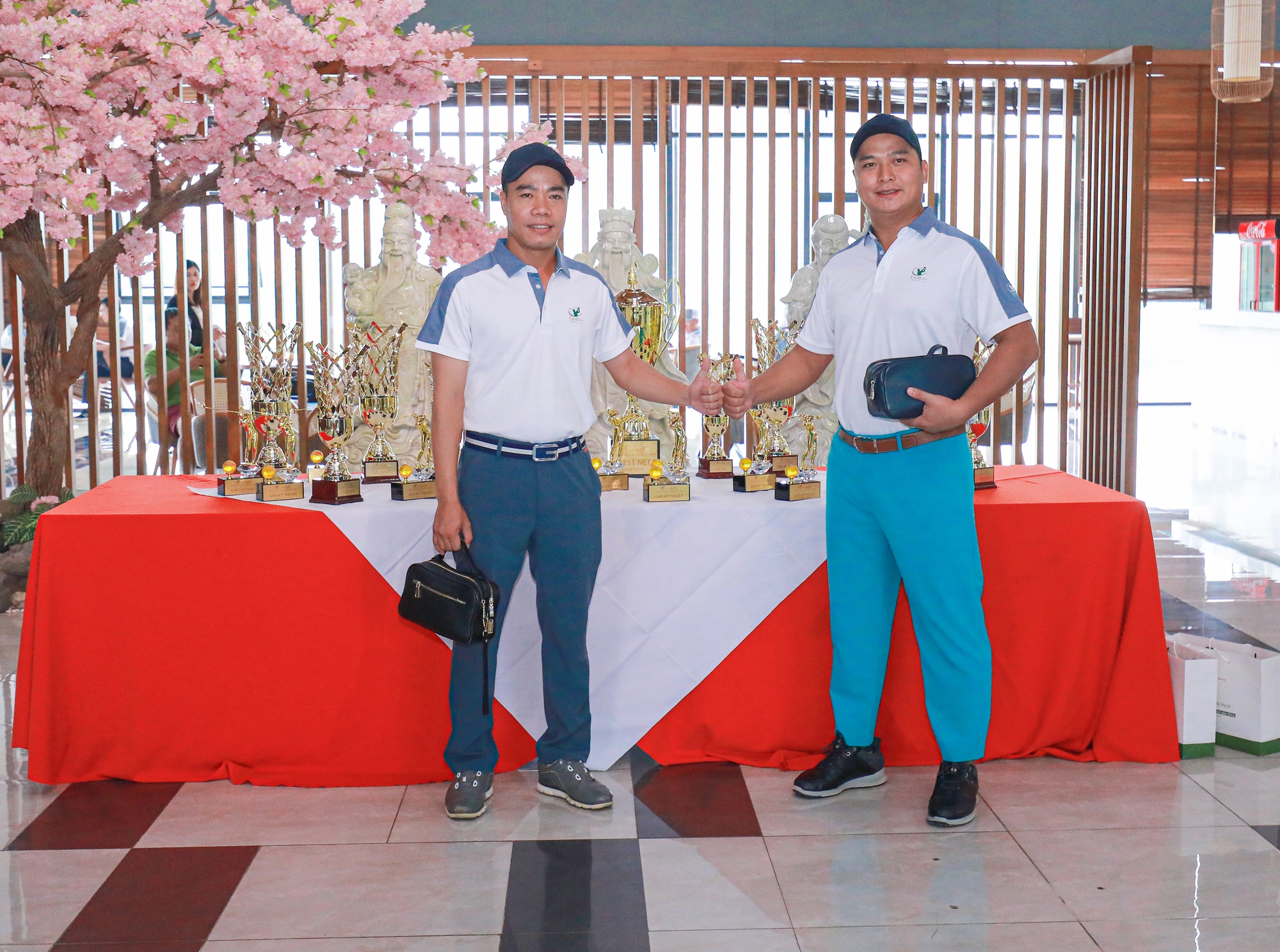 Những hình ảnh ấn tượng tại Giải Golf Chung tay vì ATGT 2023 - Ảnh 6. Những hình ảnh ấn tượng tại Giải Golf Chung tay vì ATGT 2023 - Ảnh 6.