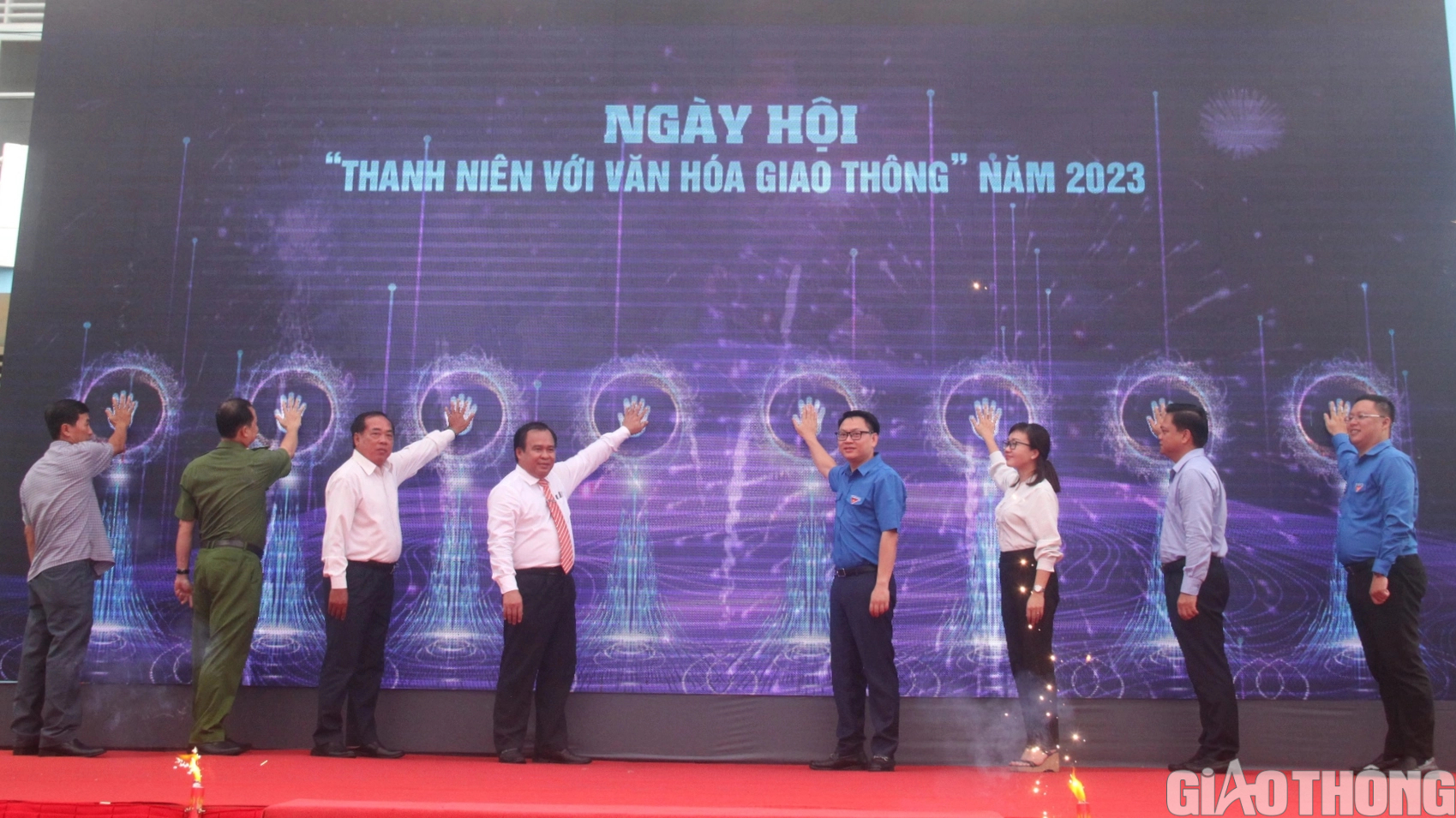 Nhiều hoạt động tại ng&agrave;y hội thanh ni&ecirc;n với văn h&oacute;a giao th&ocirc;ng ở C&agrave; Mau - Ảnh 5.