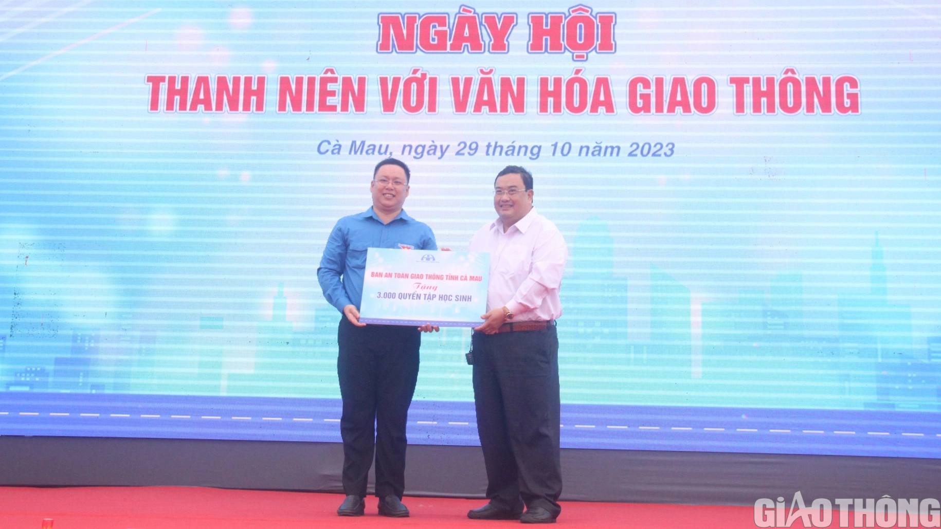 Nhiều hoạt động tại ng&agrave;y hội thanh ni&ecirc;n với văn h&oacute;a giao th&ocirc;ng ở C&agrave; Mau - Ảnh 9.
