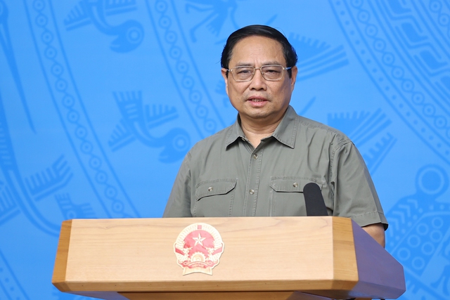 Thủ tướng x&uacute;c động nhớ lại những ng&agrave;y th&aacute;ng kh&oacute; khăn tứ bề khi chống dịch  - Ảnh 3.