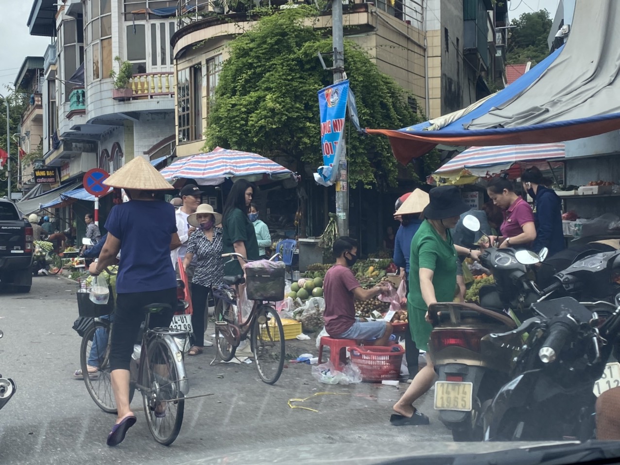 TNGT gia tăng cả ba tiêu chí, Quảng Ninh triển khai nhiều biện pháp mạnh - Ảnh 3. TNGT gia tăng cả ba tiêu chí, Quảng Ninh triển khai nhiều biện pháp mạnh - Ảnh 3.