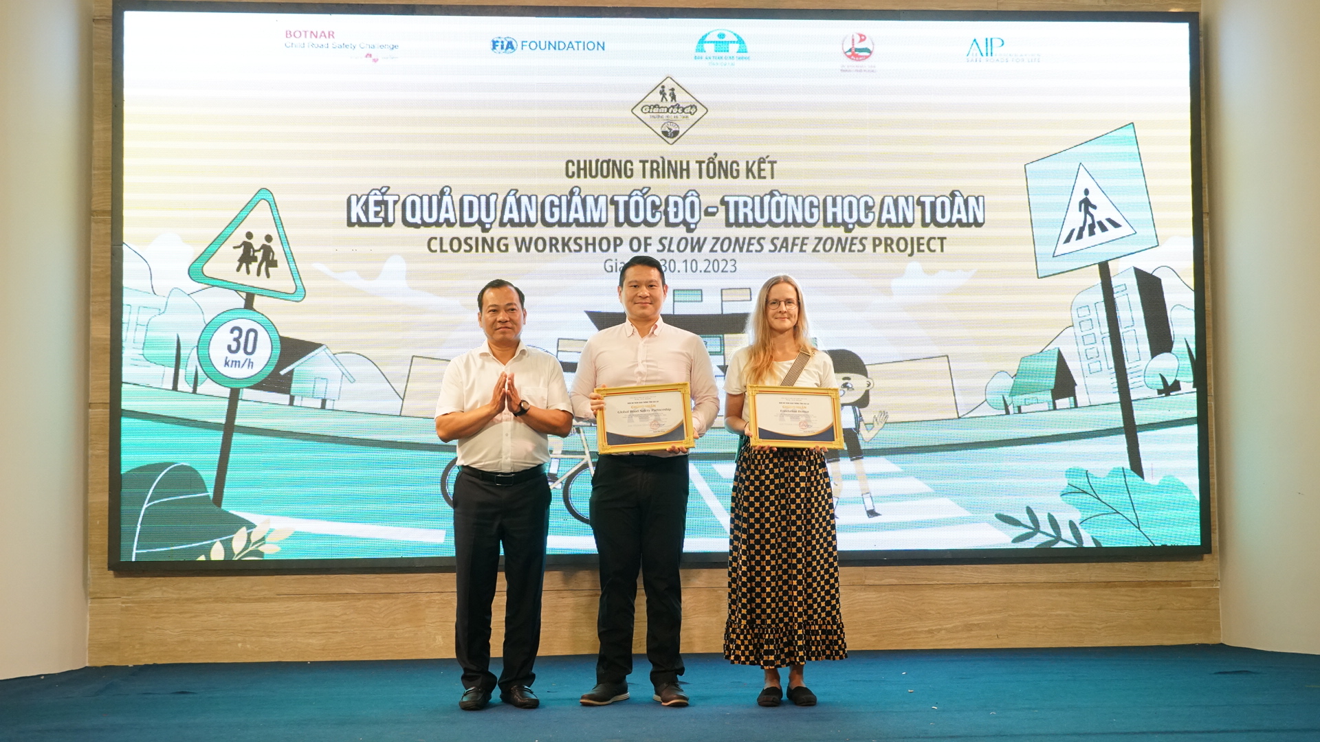 Kỷ niệm 5 năm dự &aacute;n &ldquo;Giảm tốc độ - Trường học an to&agrave;n&rdquo; - Ảnh 3.